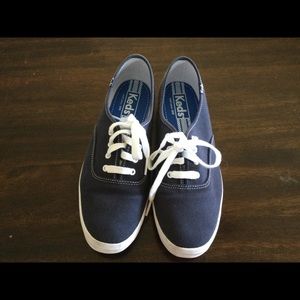 Women’s Navy Keds